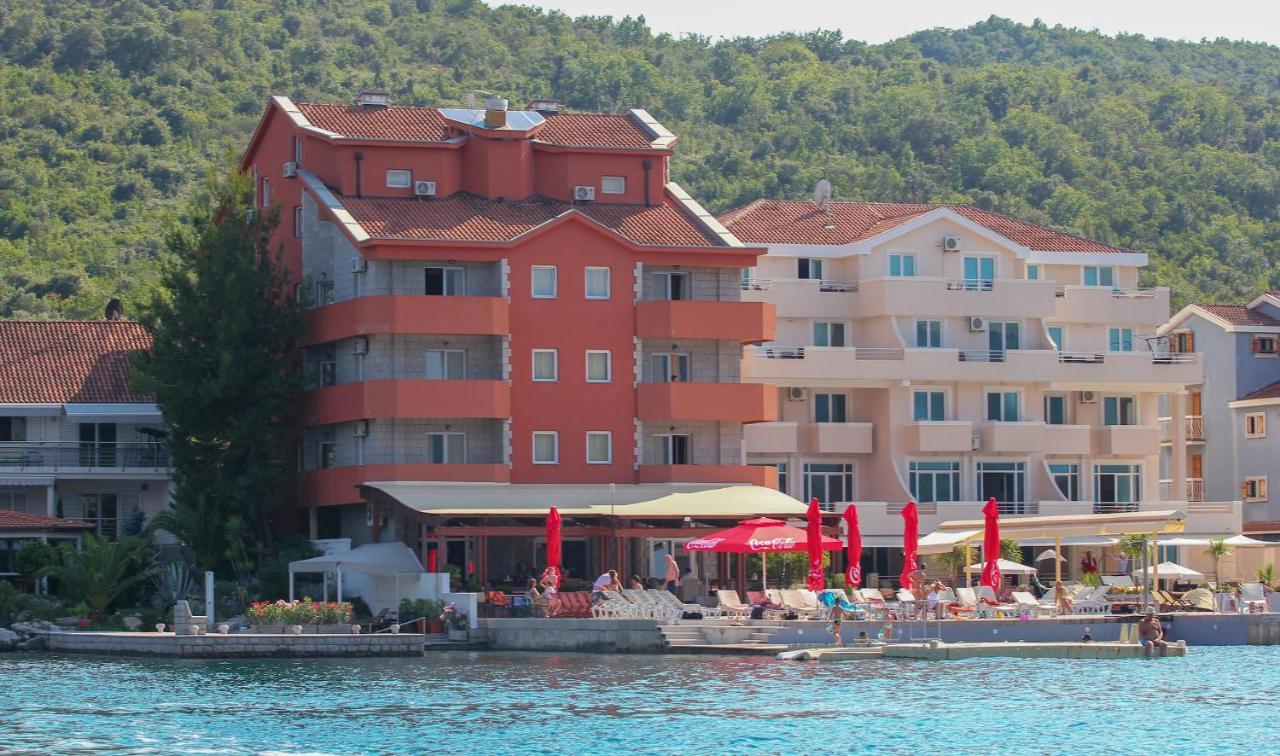 Apart Hotel Samardzic Тиват Экстерьер фото