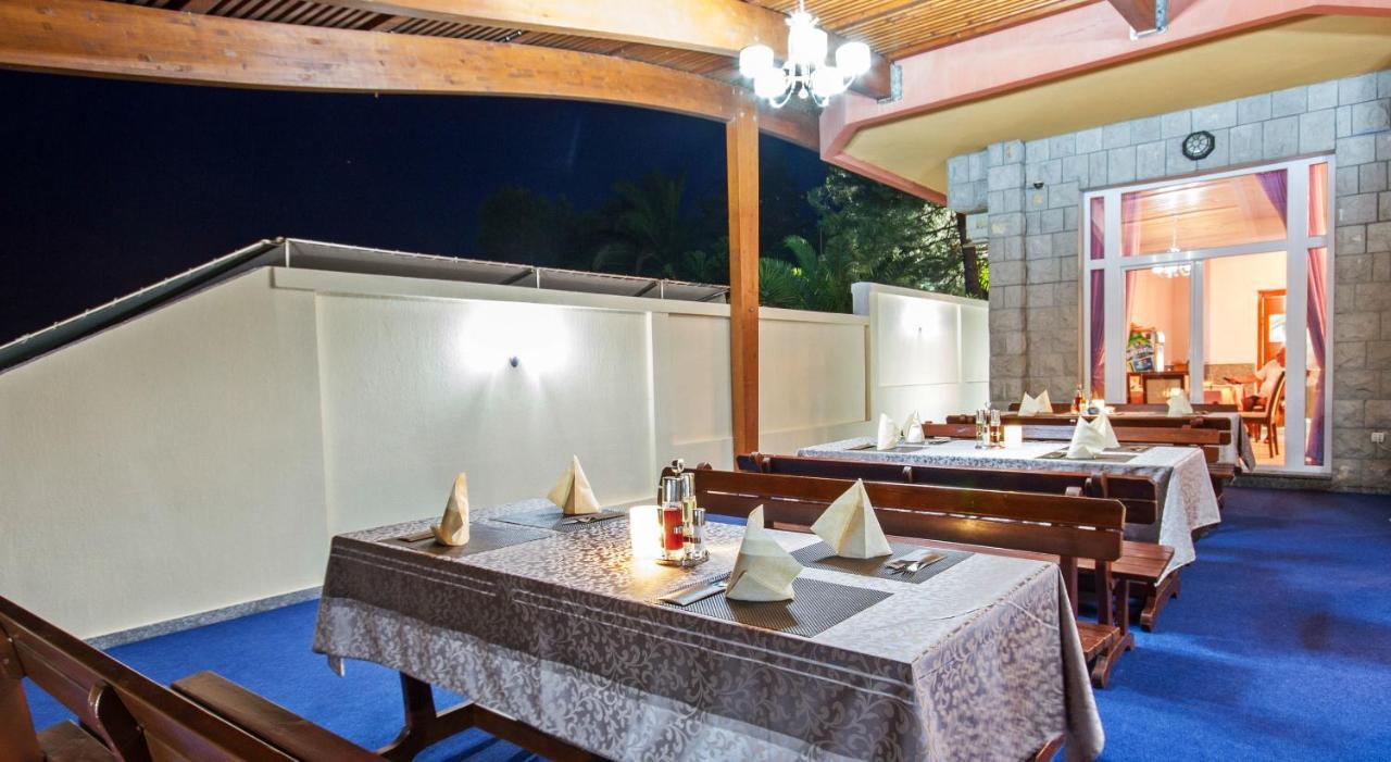 Apart Hotel Samardzic Тиват Экстерьер фото