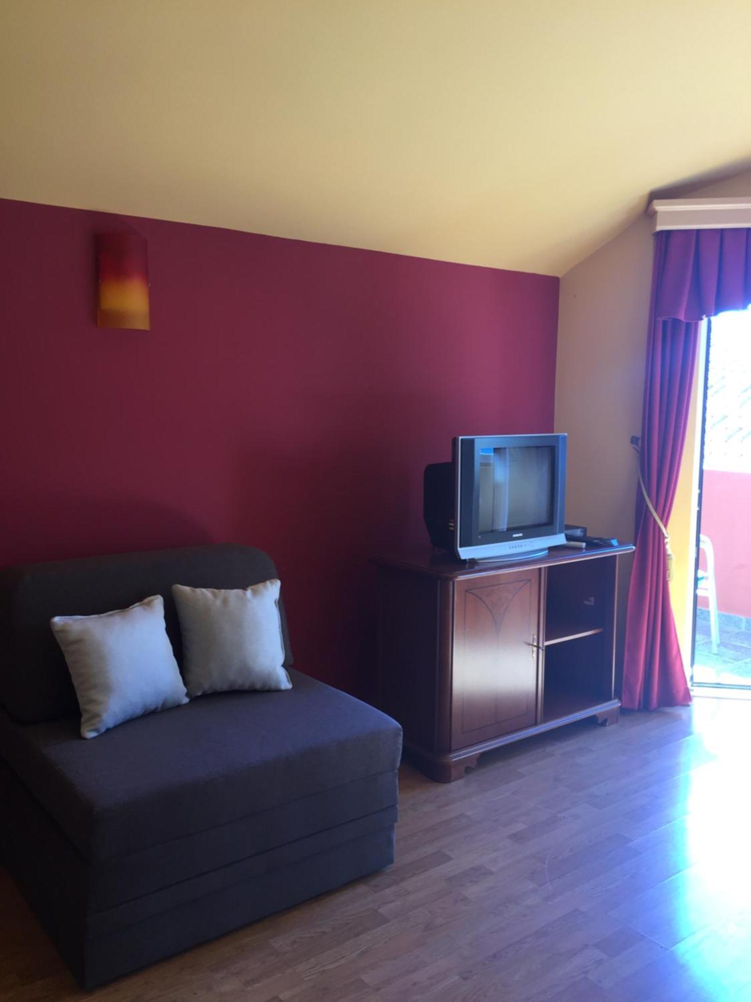 Apart Hotel Samardzic Тиват Экстерьер фото